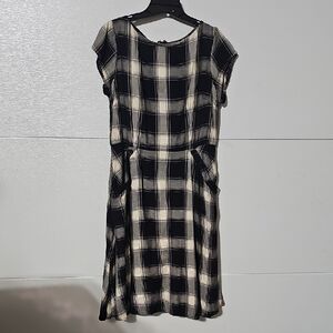 eShakti Black and Cream Plaid Midi Dress With Pockets